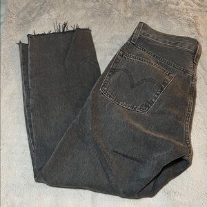 Levi's Women's Ankle & Cropped Jeans - Dark Gray